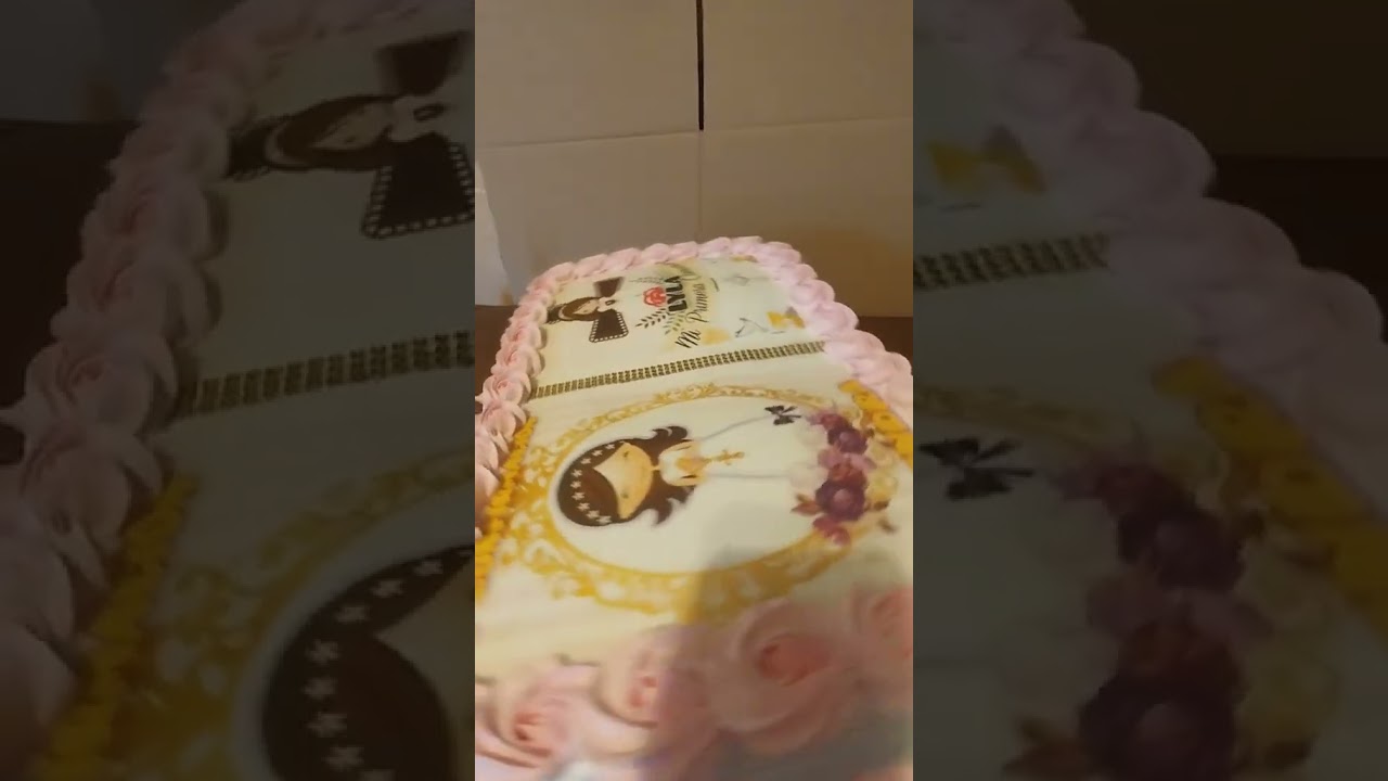 Torta religiosa en forma de Biblia para sorprender en tus eventos
